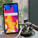 Like this, it’s harder to tell the V40 has a notch, but it’s there.